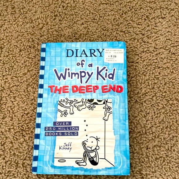Diary of a Wimpy Kid Deep End - Picture 1 of 2